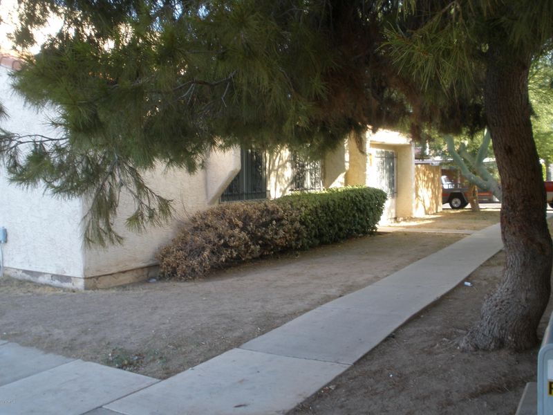 4826 W Rose Ln, Glendale, AZ 85301