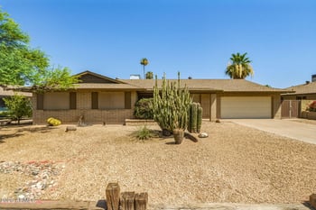 4826 Royal Palm Rd, Glendale, AZ 85302