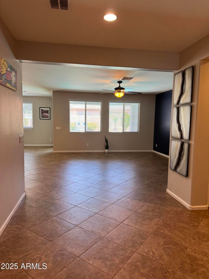 4827 Mcminn Ct, Gilbert, AZ 85298