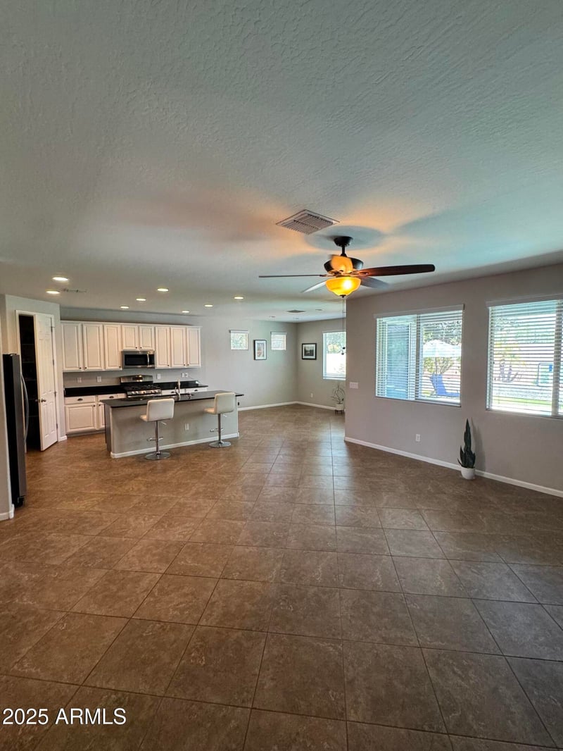 4827 Mcminn Ct, Gilbert, AZ 85298