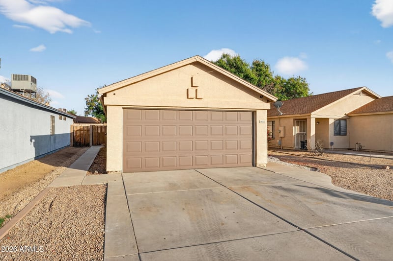 4827 N 87th Ave, Phoenix, AZ 85037