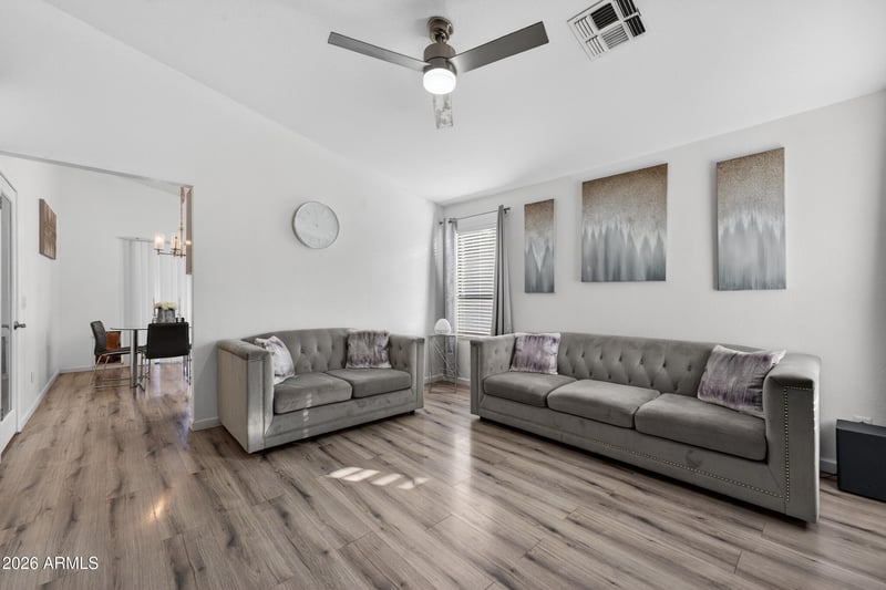 4827 N 87th Ave, Phoenix, AZ 85037