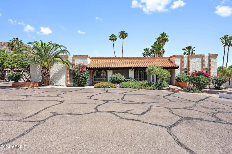 4828 E Clearwater Pw, Paradise Valley, AZ 85253