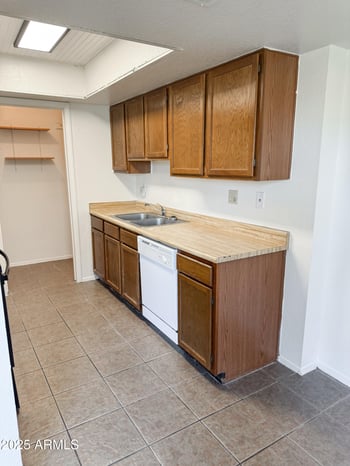 4828 Rancho Dr, Glendale, AZ 85301