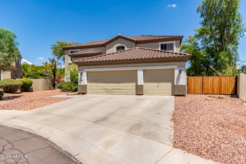 483 Halsted Ct, Chandler, AZ 85225