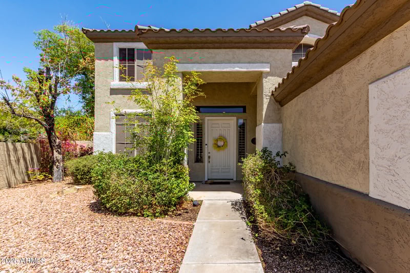 483 Halsted Ct, Chandler, AZ 85225