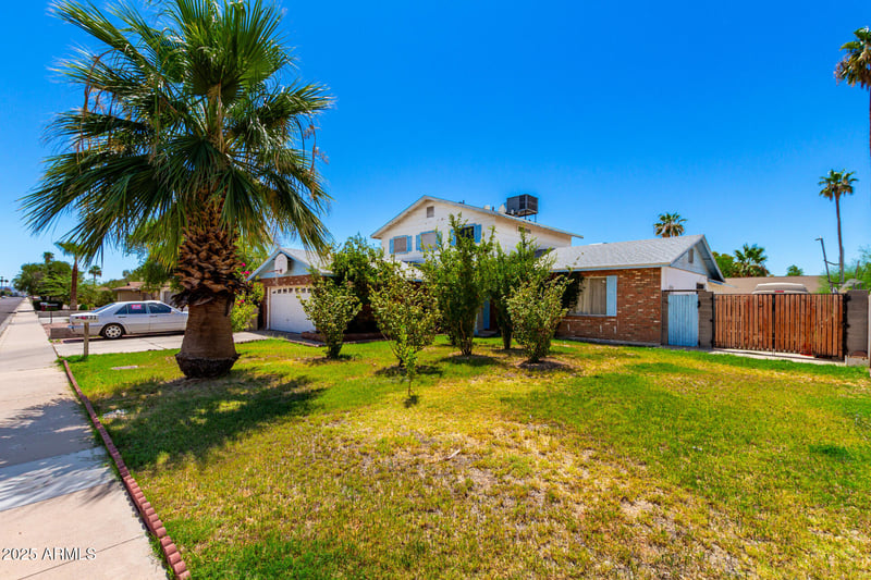 4831 Brown St, Glendale, AZ 85302