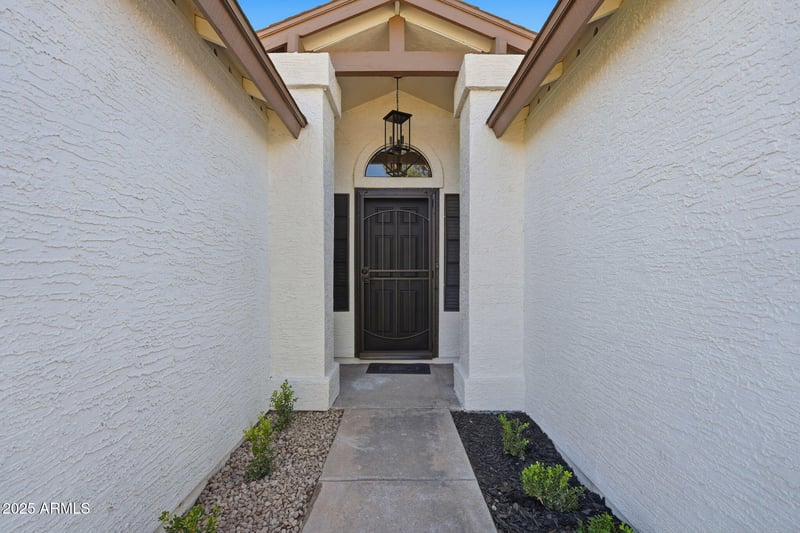 4831 Hobart St, Mesa, AZ 85205