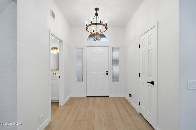 4831 Hobart St, Mesa, AZ 85205