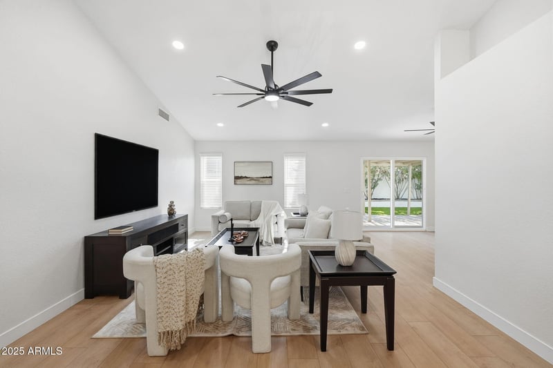 4831 Hobart St, Mesa, AZ 85205