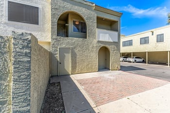 4831 Palo Verde Dr, Glendale, AZ 85301