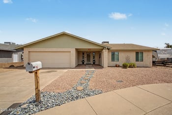 4831 Roberts Rd, Tempe, AZ 85282