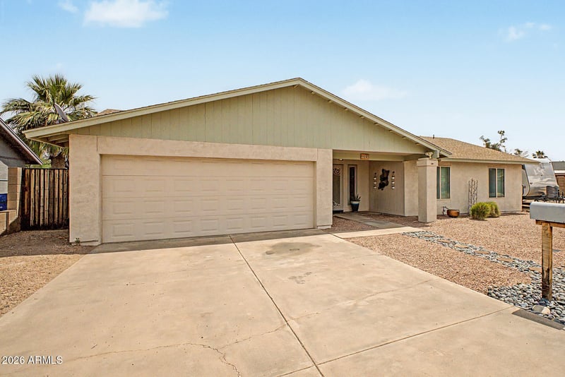 4831 Roberts Rd, Tempe, AZ 85282