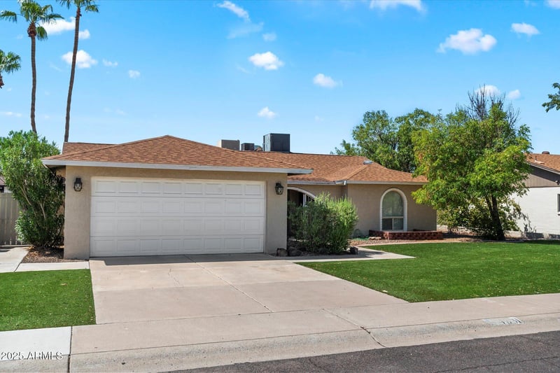 4831 Turquoise Ave, Glendale, AZ 85302