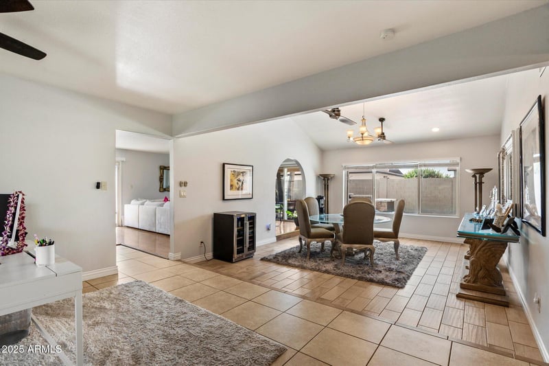 4831 Turquoise Ave, Glendale, AZ 85302