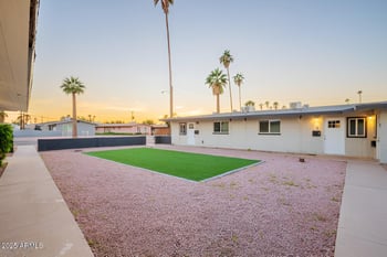 4832 Willetta St, Phoenix, AZ 85008