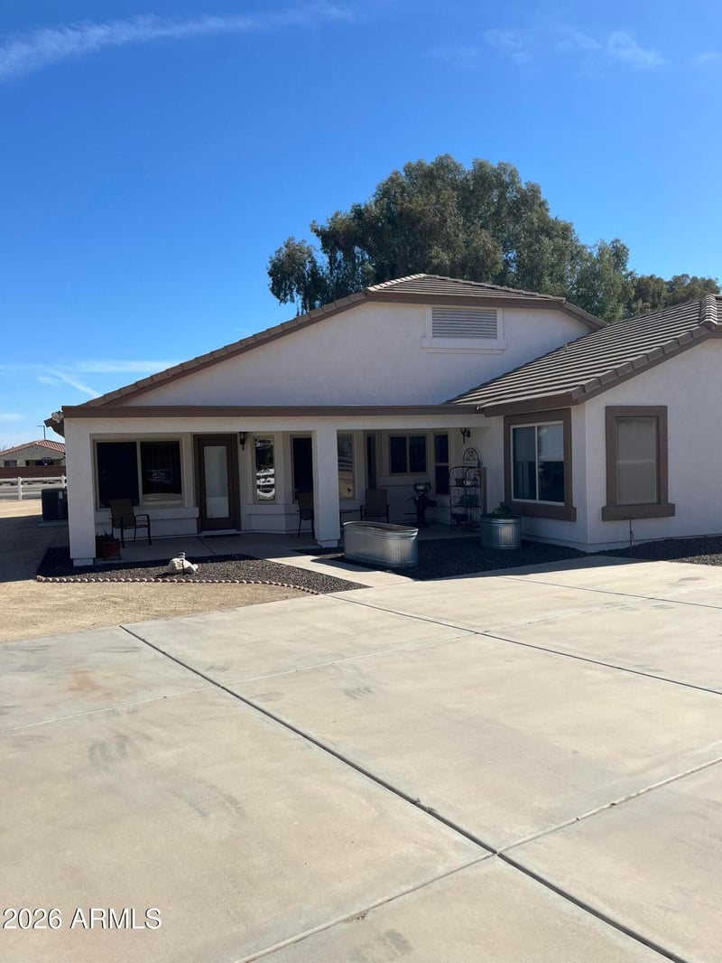 4832 Perryville Rd, Litchfield Park, AZ 85340