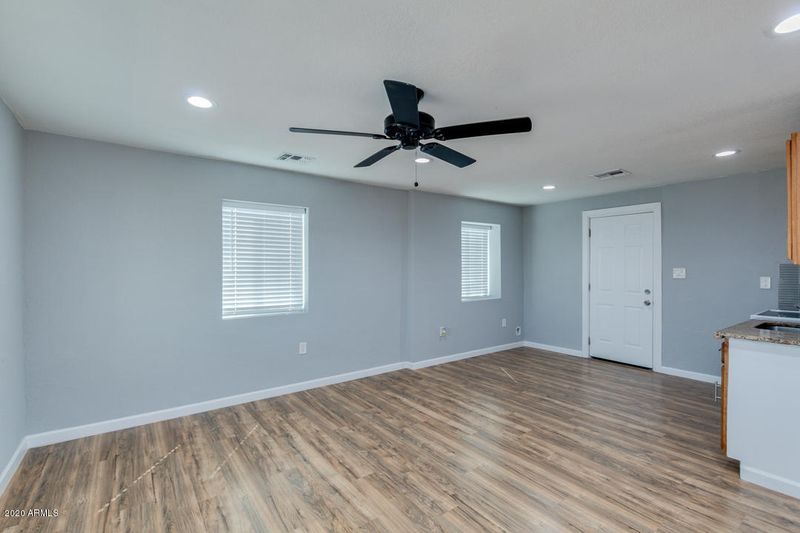 4832 S 35th Ave, Phoenix, AZ 85041