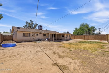 4832 Earll Dr, Phoenix, AZ 85031