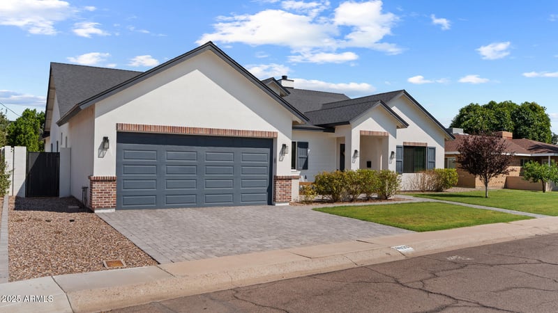 4833 31st St, Phoenix, AZ 85016