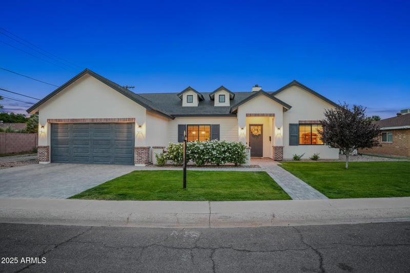 4833 31st St, Phoenix, AZ 85016