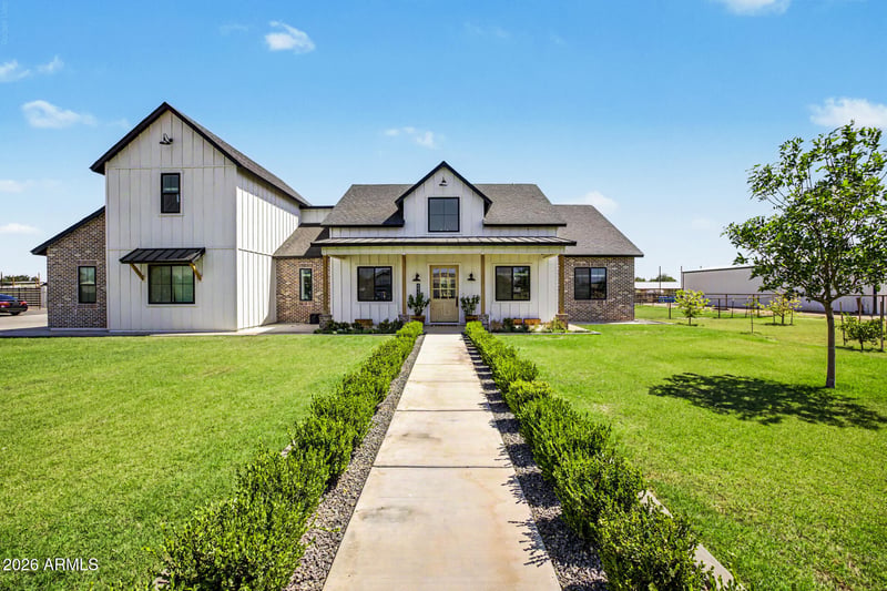 4833 Claire St, San Tan Valley, AZ 85140