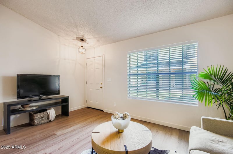 4834 Kachina Trl #4, Phoenix, AZ 85044