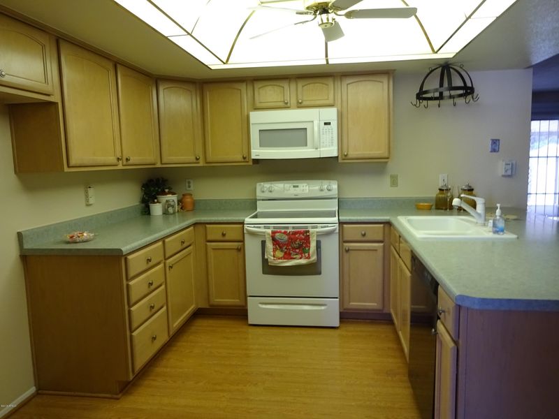 4834 N 64 Dr, Phoenix, AZ 85033