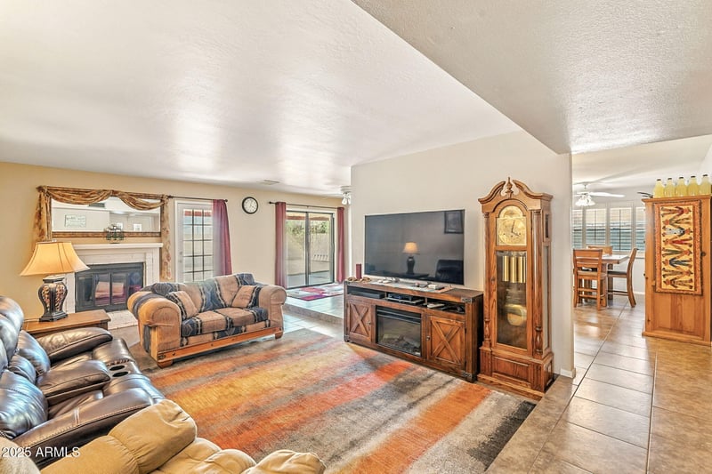 4834 Vogel Ave, Glendale, AZ 85302