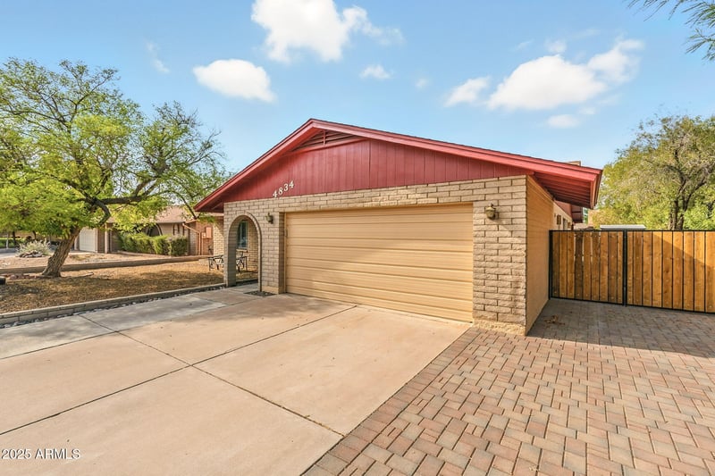 4834 Vogel Ave, Glendale, AZ 85302