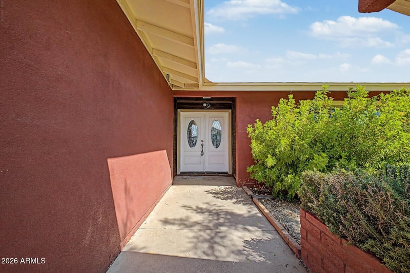 4834 W Kaler Cir, Glendale, AZ 85301