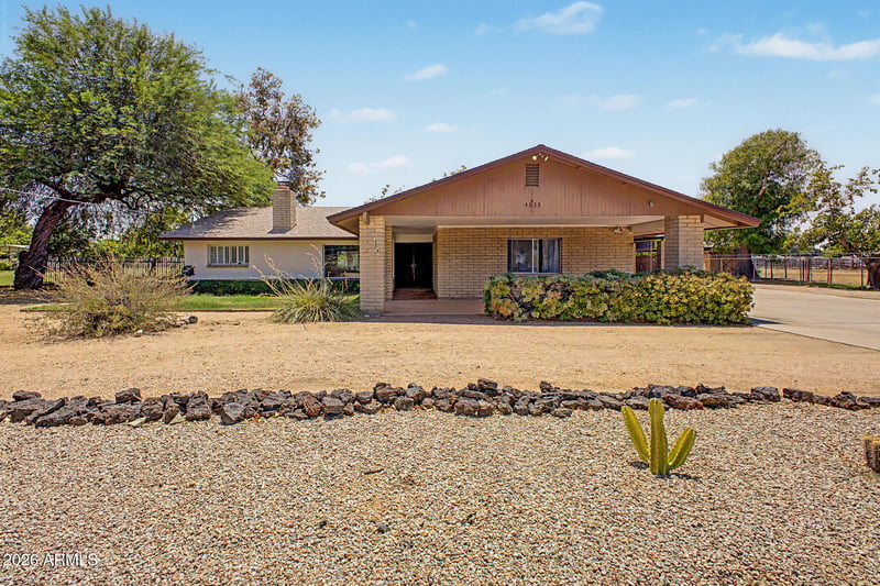 4835 W Port Au Prince Ln, Glendale, AZ 85306