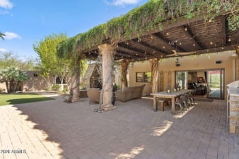 4836 E Moonlight Way #4, Paradise Valley, AZ 85253