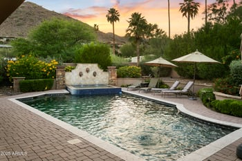 4836 Moonlight Way, Paradise Valley, AZ 85253