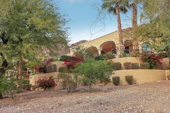 4836 E White Gates Dr, Phoenix, AZ 85018