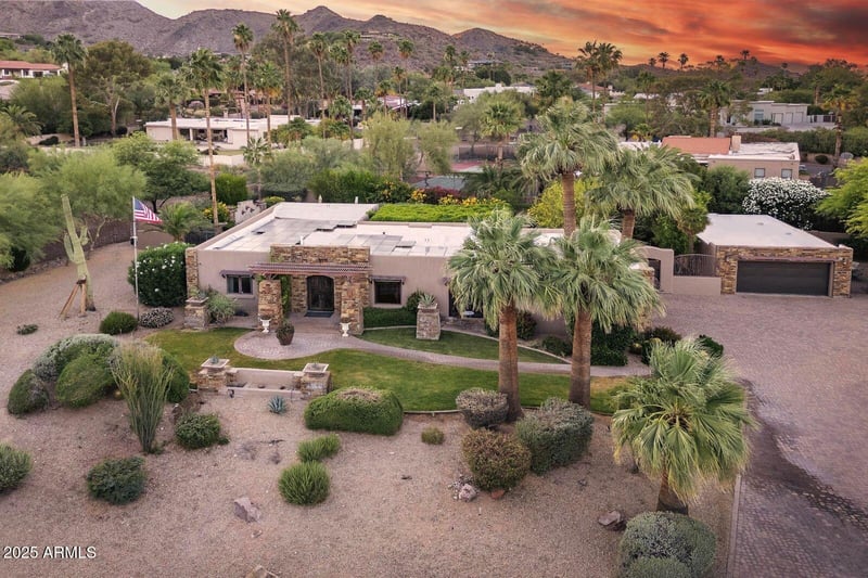 4836 Moonlight Way, Paradise Valley, AZ 85253