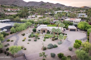 4836 Moonlight Way, Paradise Valley, AZ 85253