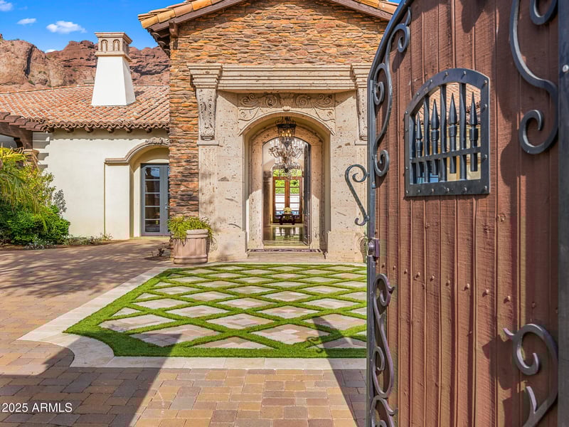 4838 Palomino Rd, Phoenix, AZ 85018