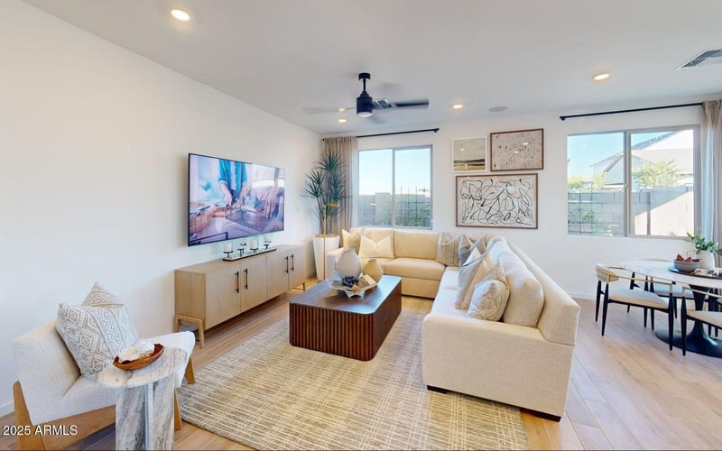 484 Fremont Ps, Apache Junction, AZ 85120