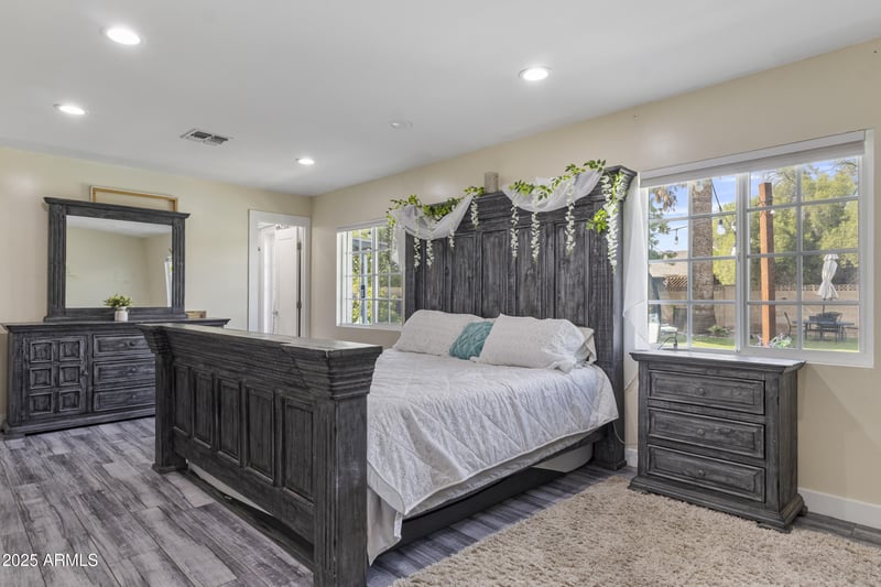 4840 Bryce Ave, Glendale, AZ 85301