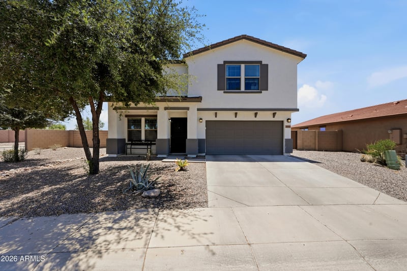 4841 Longhorn St, San Tan Valley, AZ 85140