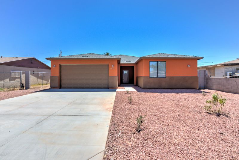 4841 S 21st St, Phoenix, AZ 85040
