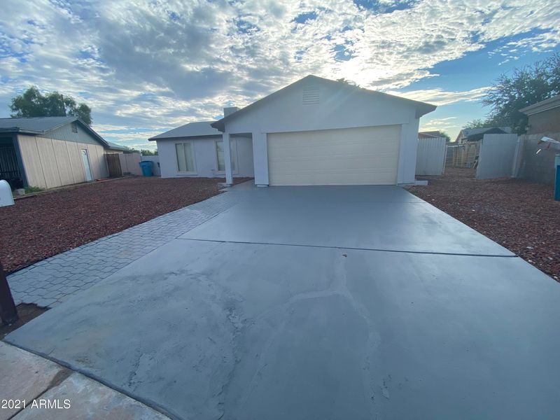 4843 N 80th Dr, Phoenix, AZ 85033