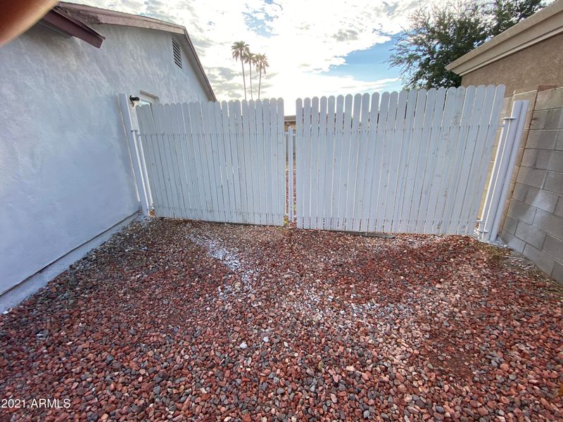 4843 N 80th Dr, Phoenix, AZ 85033