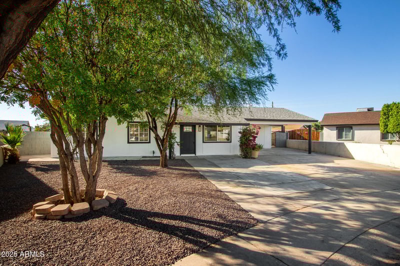 4844 81st Ave, Phoenix, AZ 85033