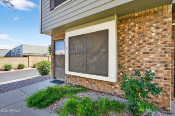 4844 Mcneil St #5, Phoenix, AZ 85044