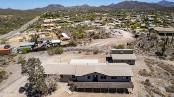 48451 27th Ave, New River, AZ 85087