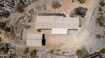 48451 27th Ave, New River, AZ 85087