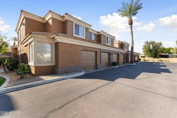 4848 36th St #214, Phoenix, AZ 85018