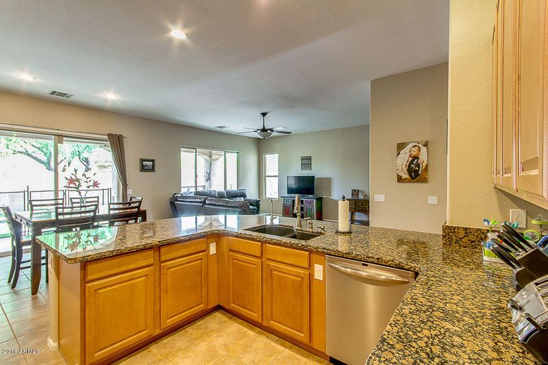 4848 E Gleneagle Dr, Chandler, AZ 85249